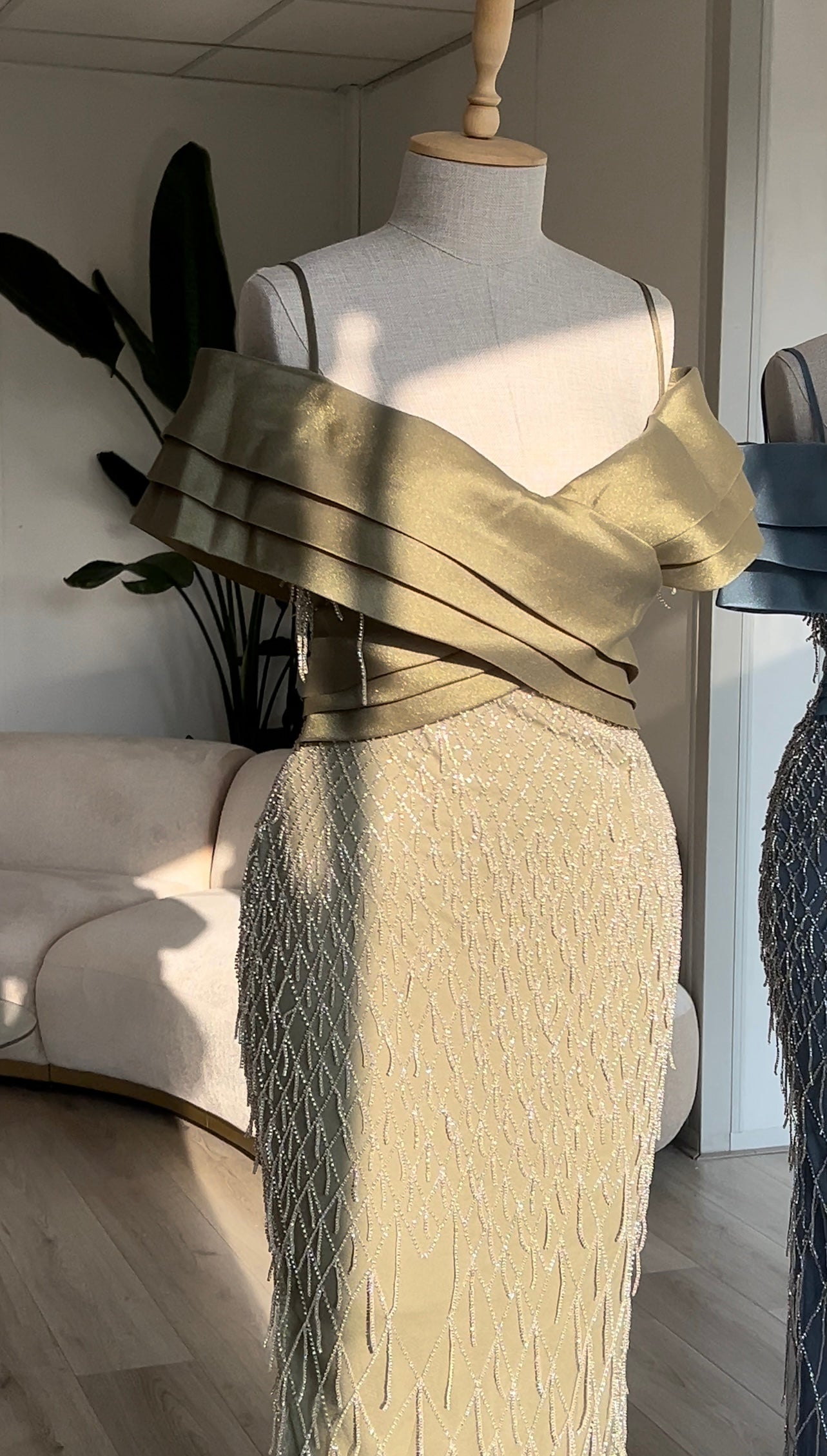 The Delina dress green