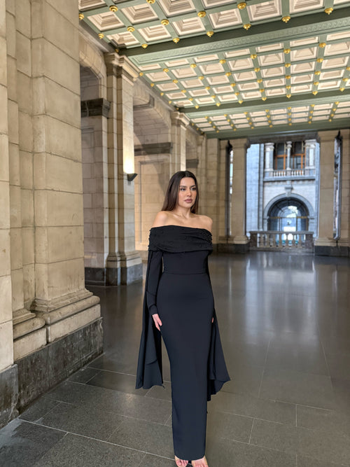 The Aleyna dress black