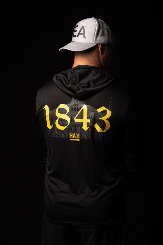 1843 Hooded Long Sleeve Drifit