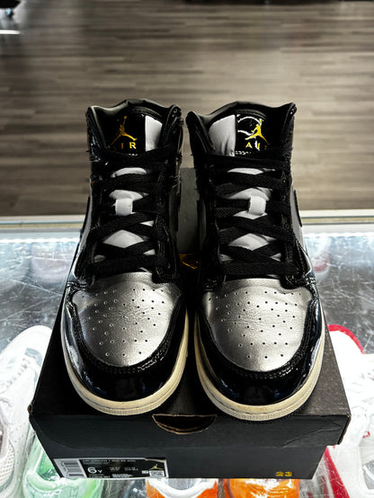 2024 Jordan 1 Mid SE "Black Metallic Silver Sail Metallic Gold"