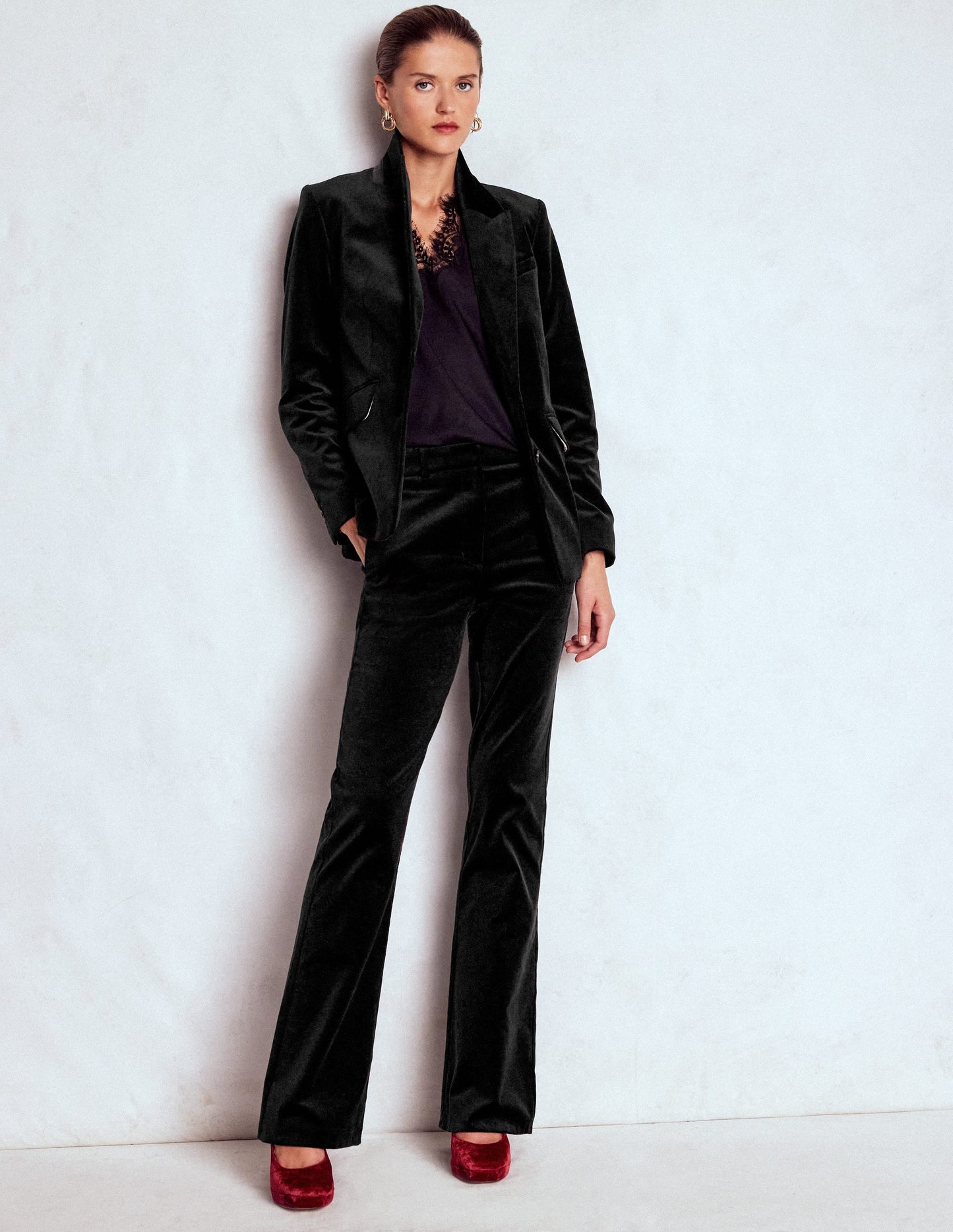 Fitted Velvet Flare Pants-Black