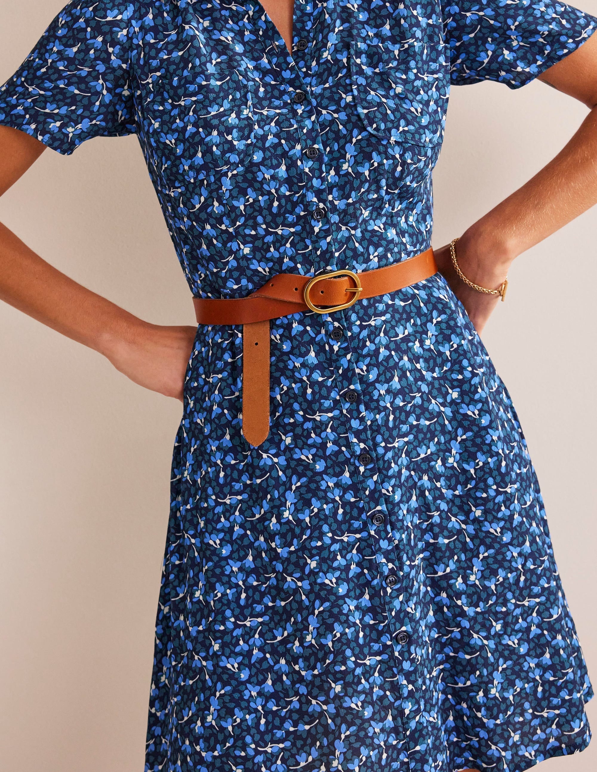 Classic Leather Belt-Tan