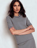 Jacquard Knitted T-Shirt-Navy/ Ivory Dogtooth