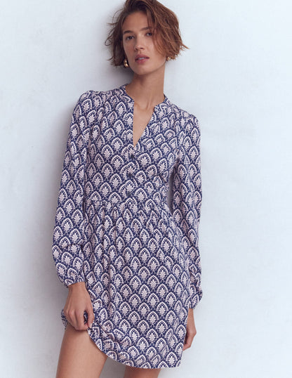 Amy Short Jersey Dress-Navy, Petal Terrace