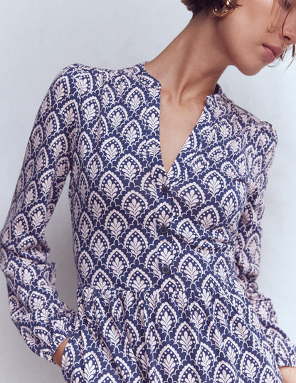 Amy Short Jersey Dress-Navy, Petal Terrace