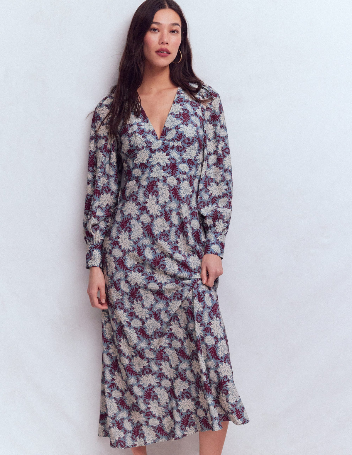 V-neck Blouson Sleeve Dress-Multi Blooming Flora