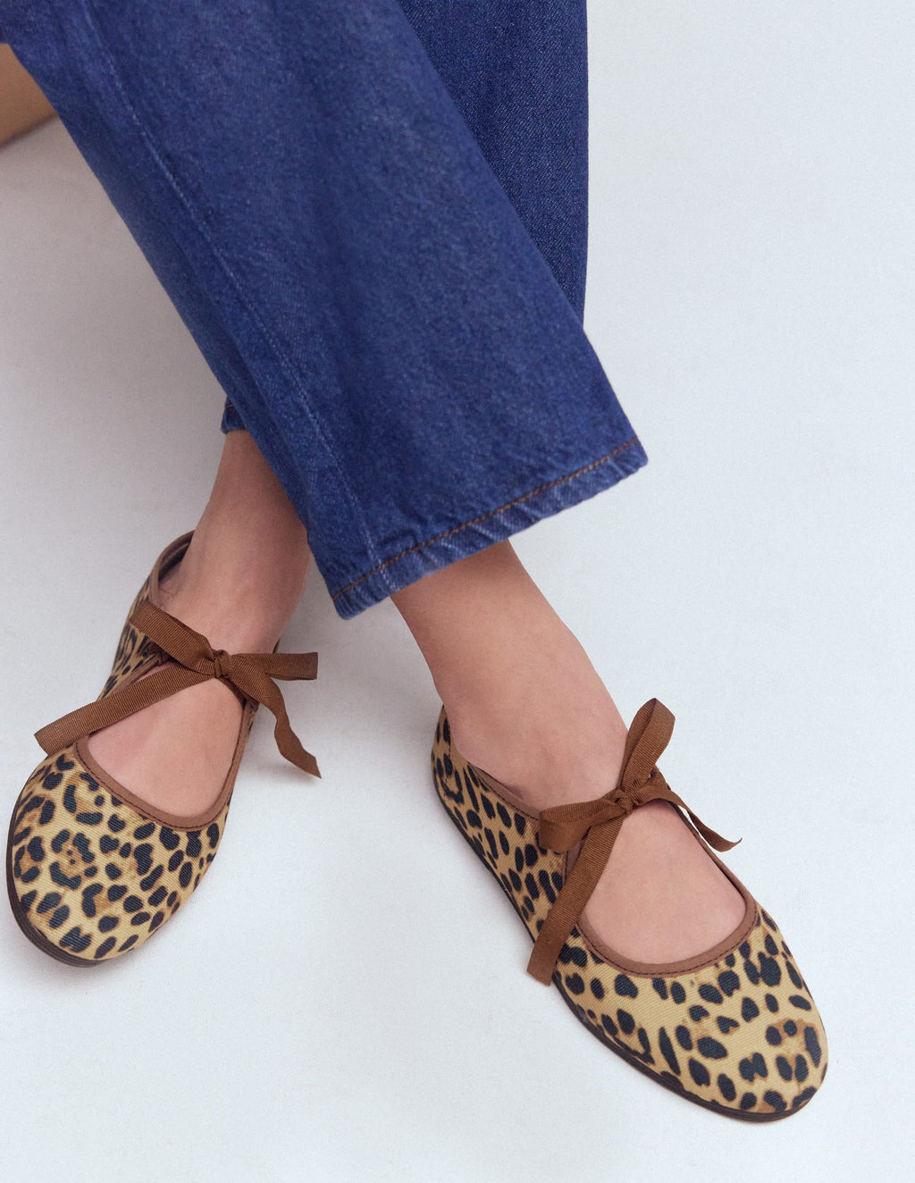 Flexi Tie Mary Janes-Leopard