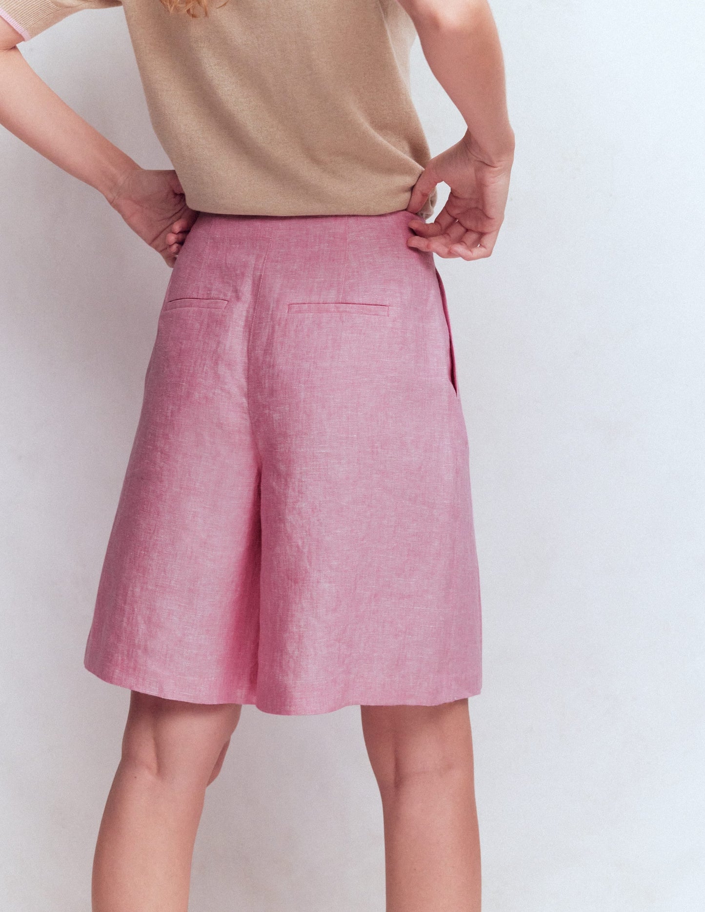 Highbury Pleated Linen Shorts-Meadowsweet Pink Chambray