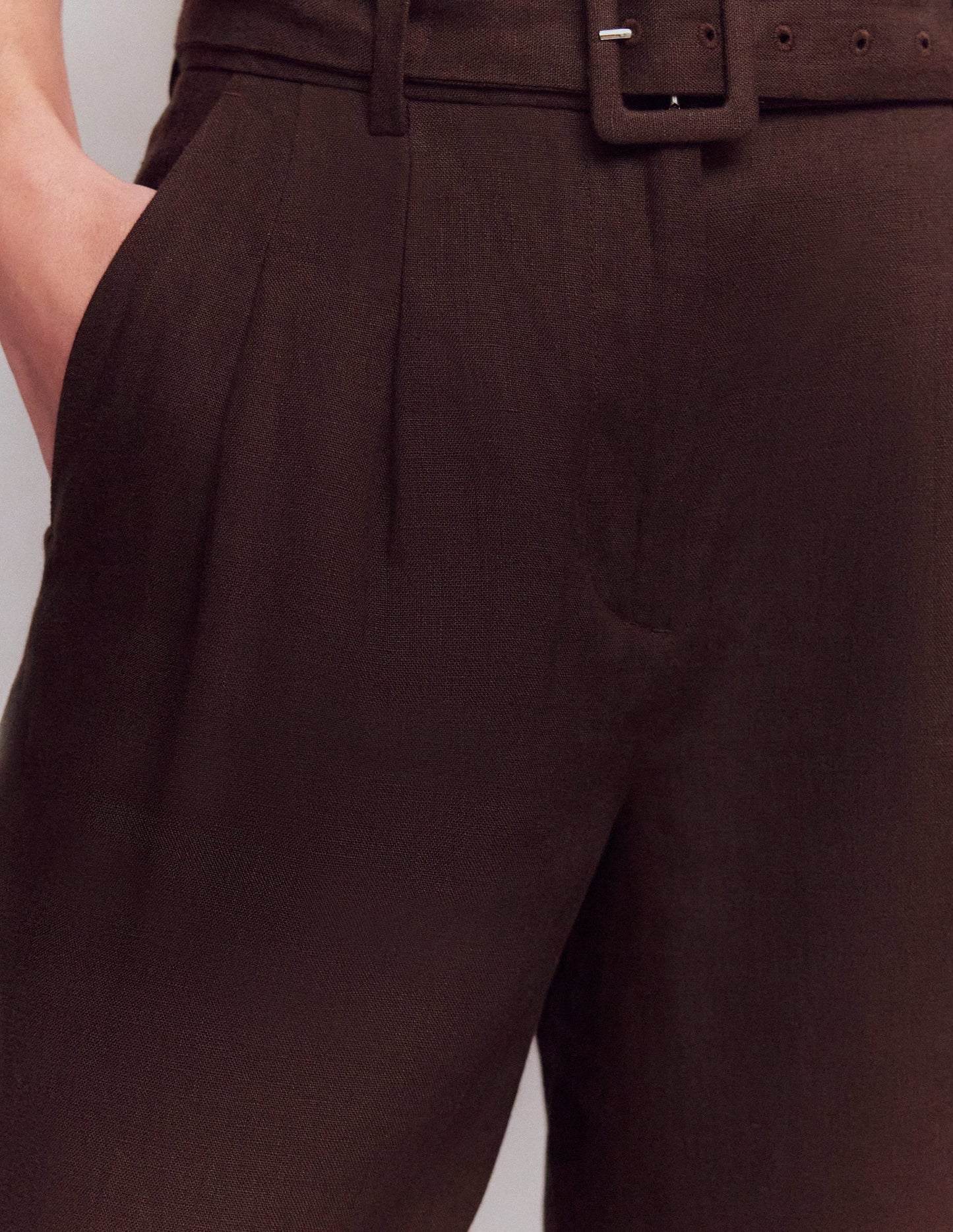 Chelsea Belted Linen Shorts-Bitter Chocolate