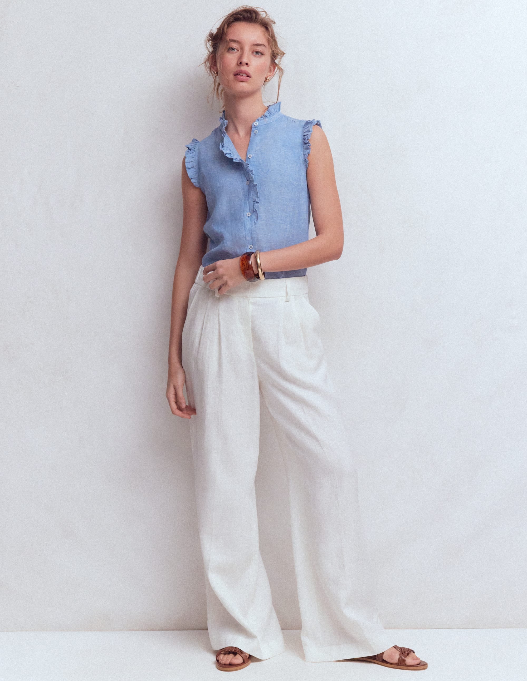 Isabel Sleeveless Linen Top-Chambray