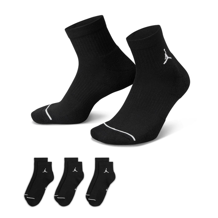 Black quarter socks (3-pack) with white Jumpman logos and contrast heel stripes