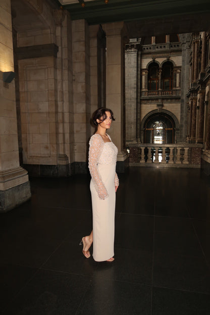 The Melek dress beige