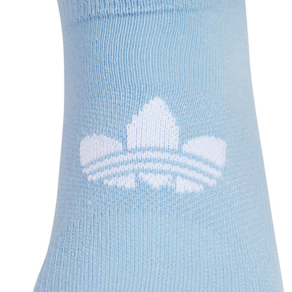 Light blue no-show sock with white logo graphic on cuff
