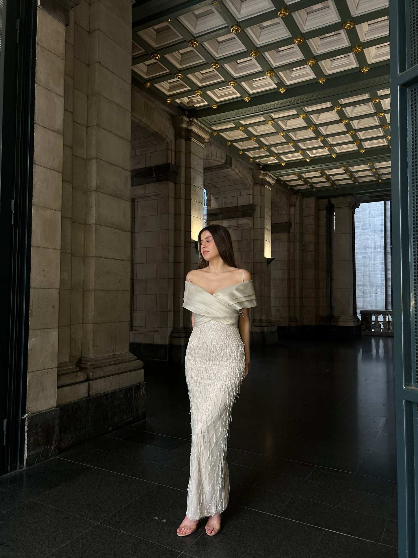 The Delina dress beige