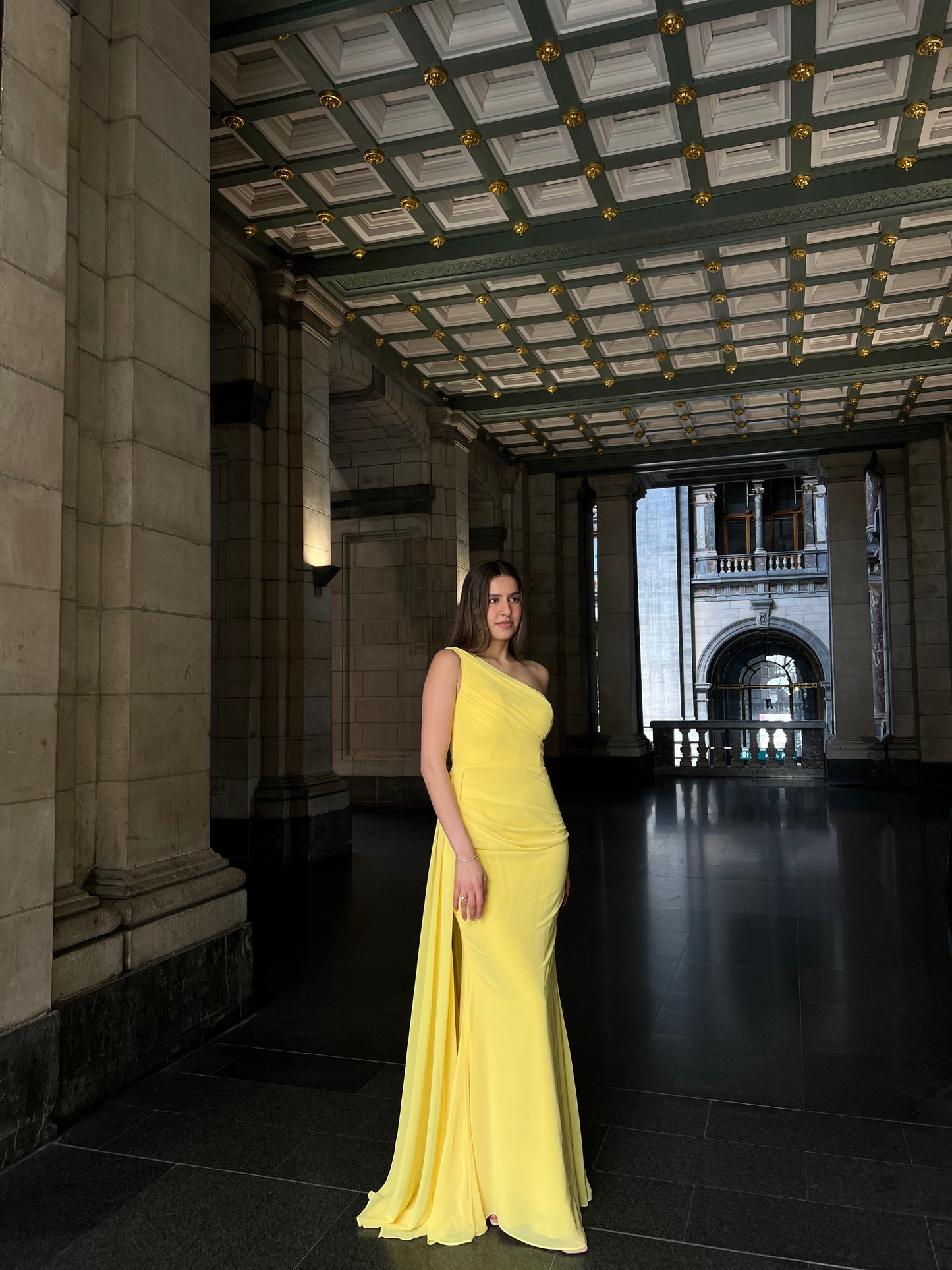 The Vanessa dress yellow