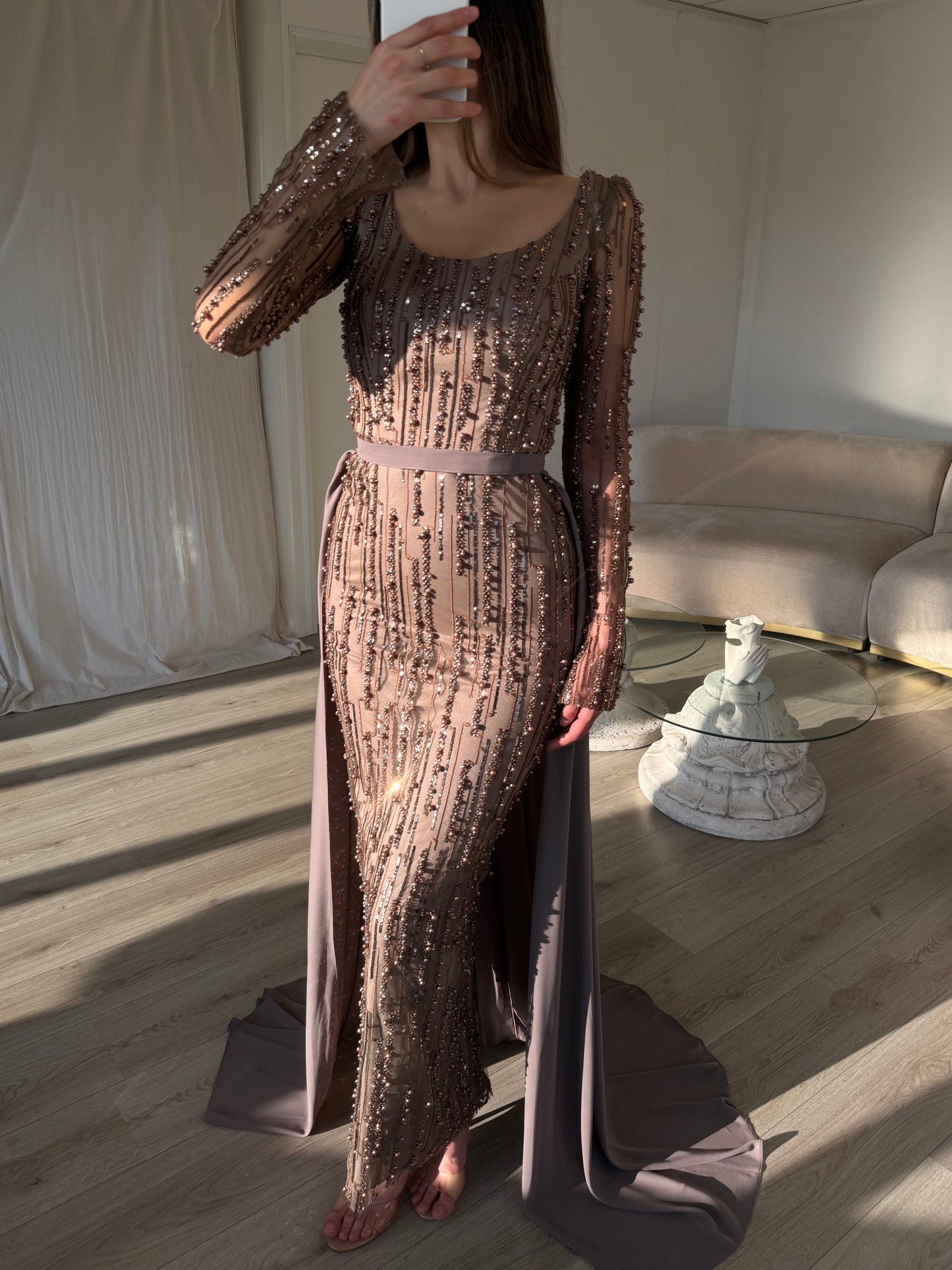 The Amasa dress taupe/brown