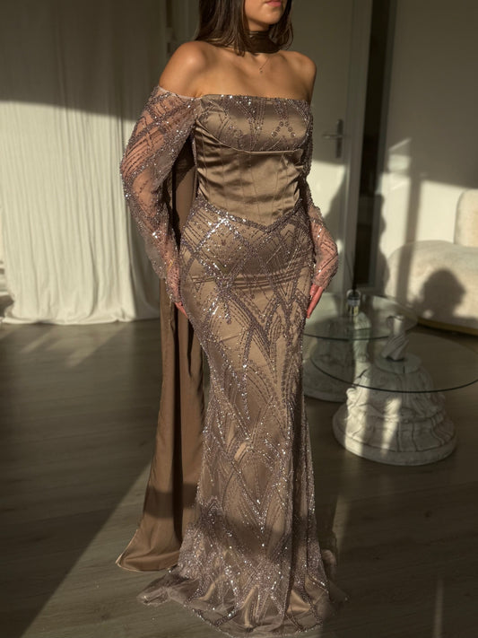 The Alisa dress taupe