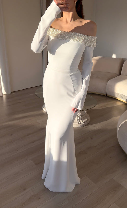 The Elvesa dress
