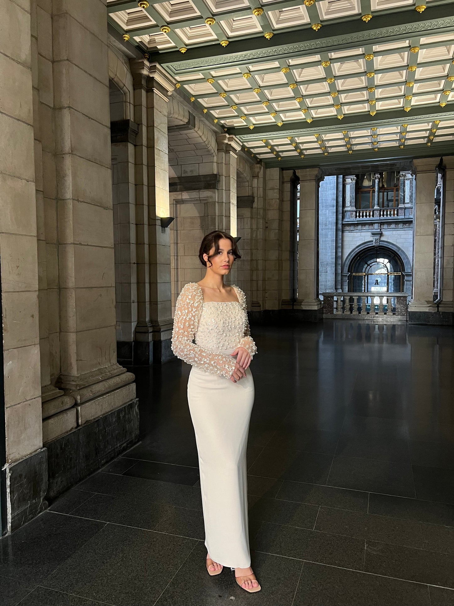 The Melek dress beige