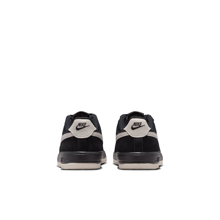 Kids Air Force 1 LV8 2 lace sneakers heel view, black with Nike logo