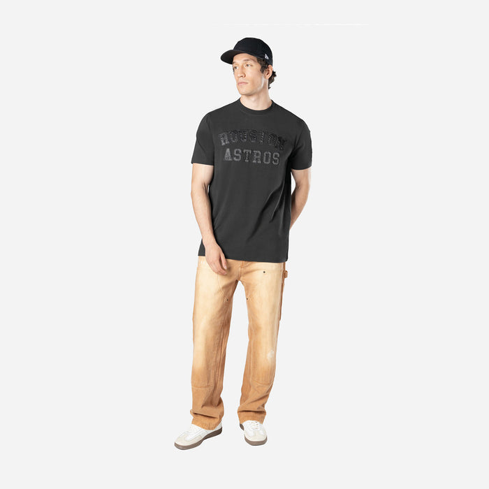 Black crew-neck men’s T-shirt with front Astros graphic and short sleeves