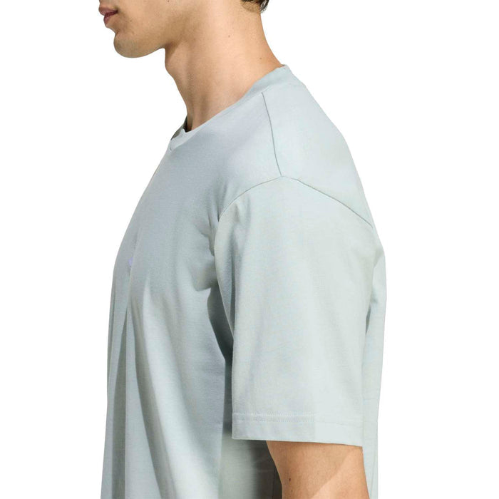 Men's wonder sage short-sleeve tee with side seam and small chest logo