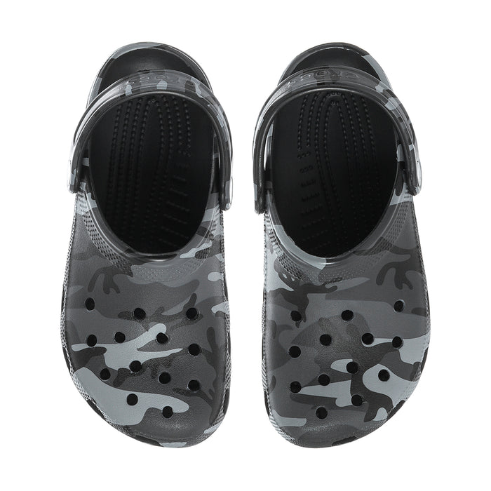 Men's camo clogs, open heel strap and cushioned footbed with perforations