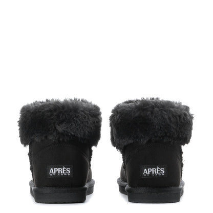 Kids black low boots with rear APRES logo patch and faux-fur cuff