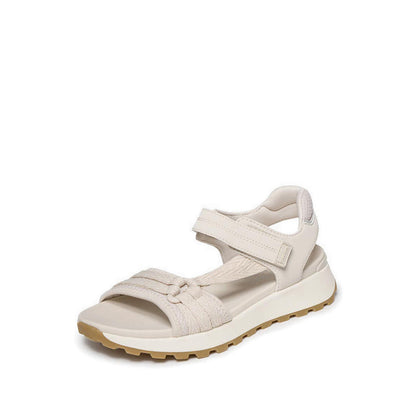 Skechers Castle Women's Lifestyle Shoes - Natural