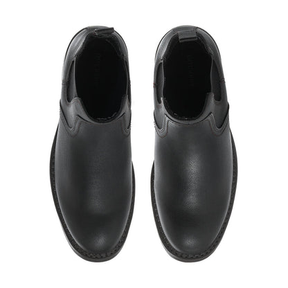 Men's black Chelsea boots front view with round toe and elastic side openings
